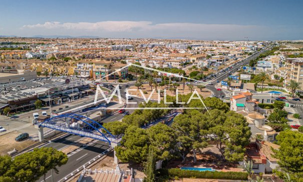 Resales - Villa - Orihuela Costa - La Zenia