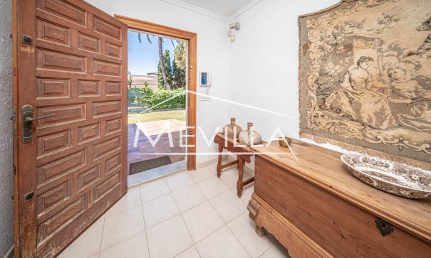 Reventas - Chalet / Villa - Orihuela Costa - Cabo Roig