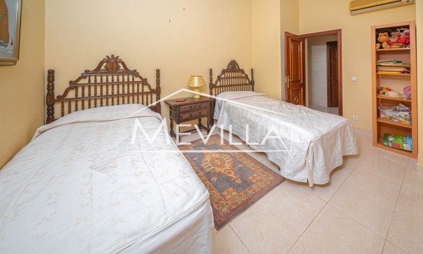 Resales - Villa - Orihuela Costa - Campoamor
