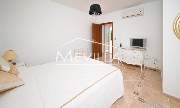 Resales - Villa - Orihuela Costa - Campoamor