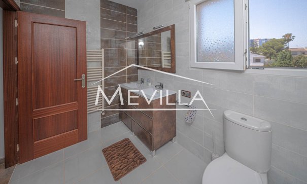 Resales - Villa - Orihuela Costa - Campoamor