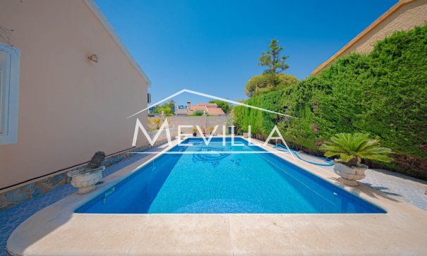 Resales - Villa - Orihuela Costa - Campoamor