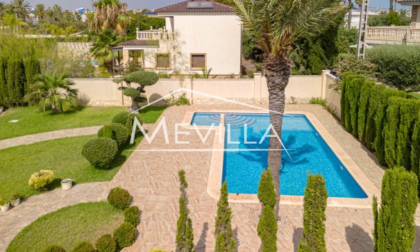 Salg (Resales) - Villa - Orihuela Costa - Cabo Roig