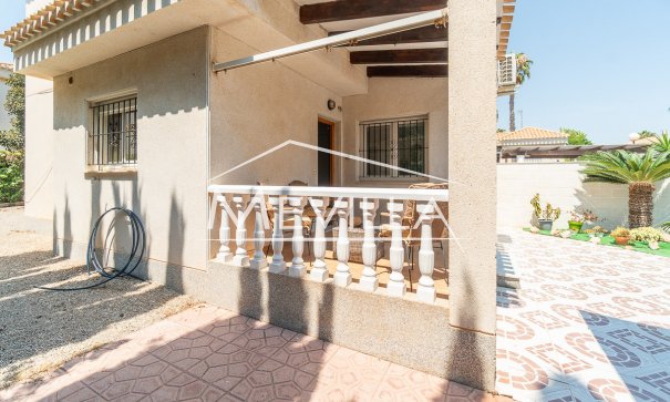 Resales - Villa - Orihuela Costa - Playa Flamenca