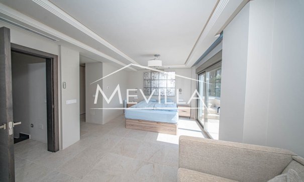 Salg (Resales) - Villa - Orihuela Costa - Cabo Roig