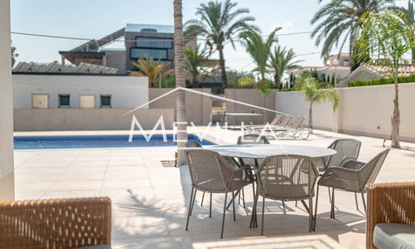 Salg (Resales) - Villa - Orihuela Costa - Cabo Roig