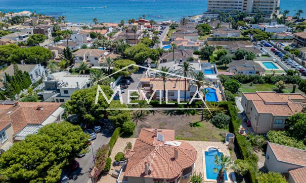 Reventas - Chalet / Villa - Orihuela Costa - La Zenia