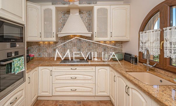 Reventas - Chalet / Villa - Orihuela Costa - La Zenia
