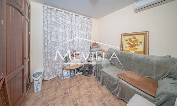 Reventas - Chalet / Villa - Orihuela Costa - La Zenia