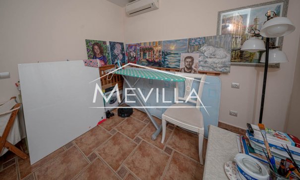 Reventas - Chalet / Villa - Orihuela Costa - La Zenia