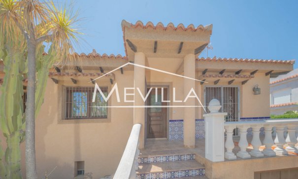 Reventas - Chalet / Villa - Orihuela Costa - La Zenia