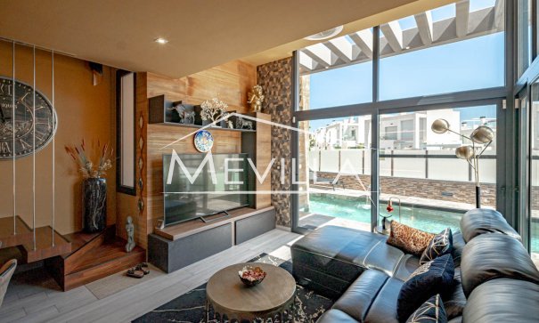 Resales - Villa - Orihuela Costa - Lomas de Cabo Roig