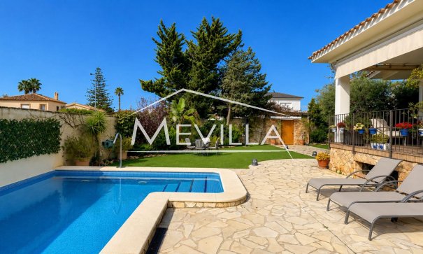 Resales - Villa - Orihuela Costa - Campoamor