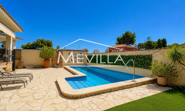 Resales - Villa - Orihuela Costa - Campoamor