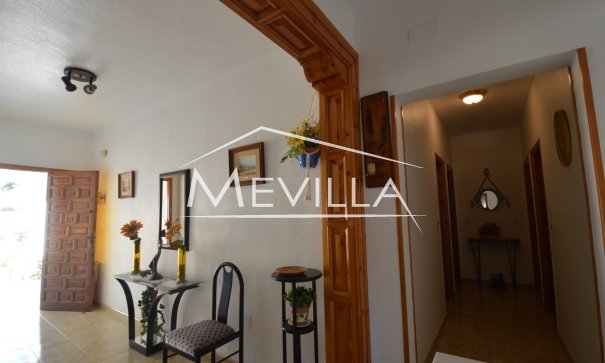 Reventas - Chalet / Villa - Orihuela Costa - Punta Prima