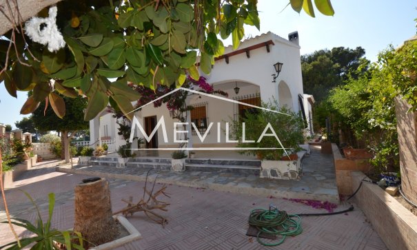 Salg (Resales) - Villa - Orihuela Costa - Punta Prima