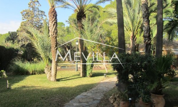 Resales - Villa - Orihuela Costa - Campoamor